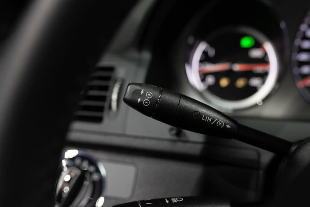 C63 Grise Japon 2 Interieur 52