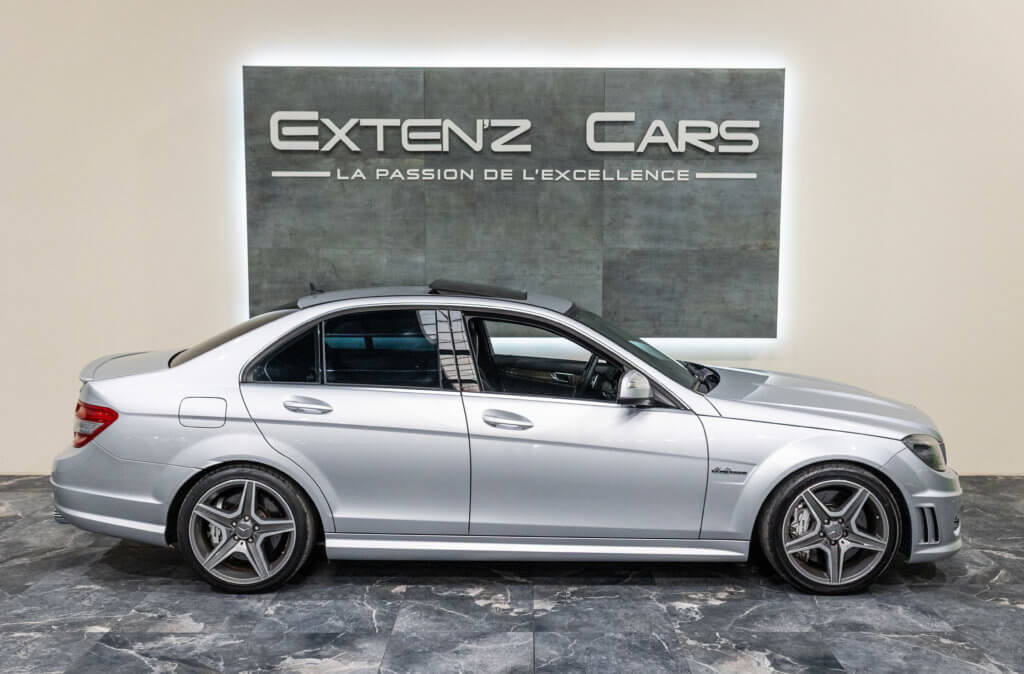 C63 Grise Japon 2 lateral