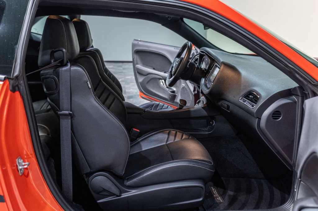 Dodge Challenger HellCat Interieur 18