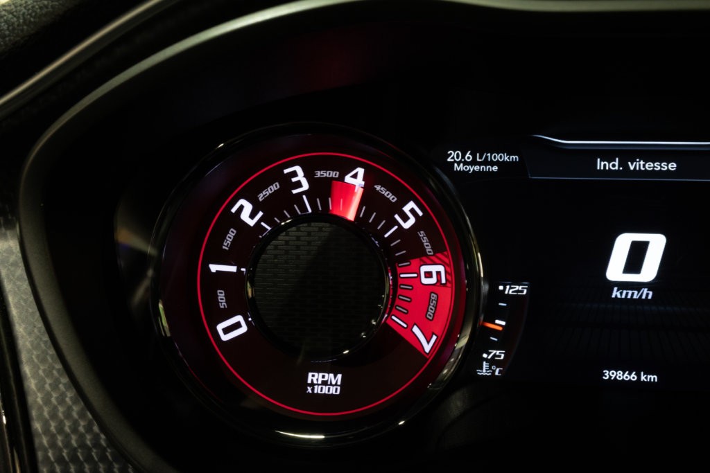 Dodge Challenger HellCat Interieur 30