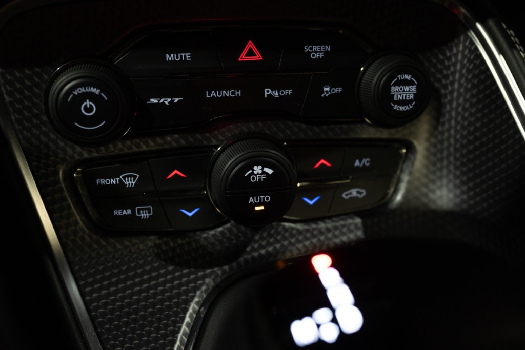 Dodge Challenger HellCat Interieur 34