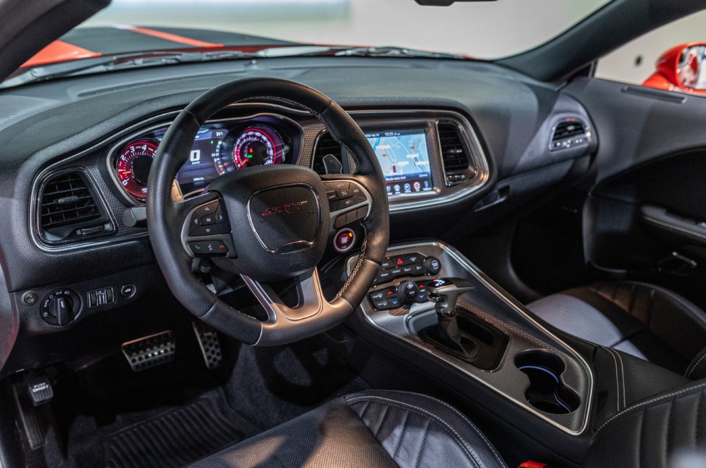 Dodge Challenger HellCat Interieur 5