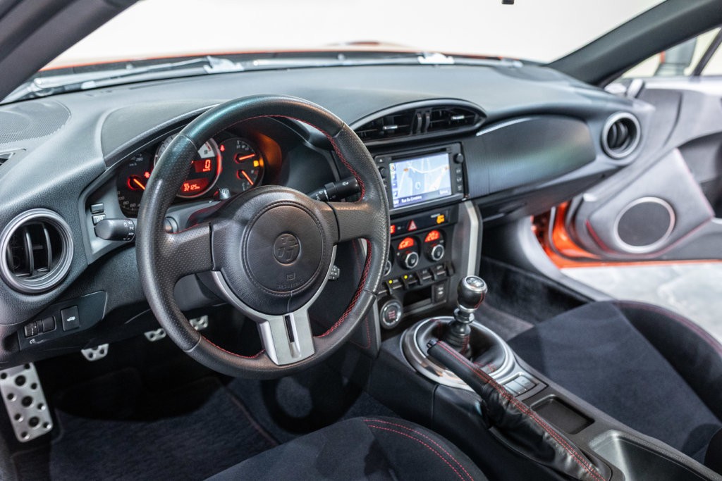 GT86 Orange Interieur 16