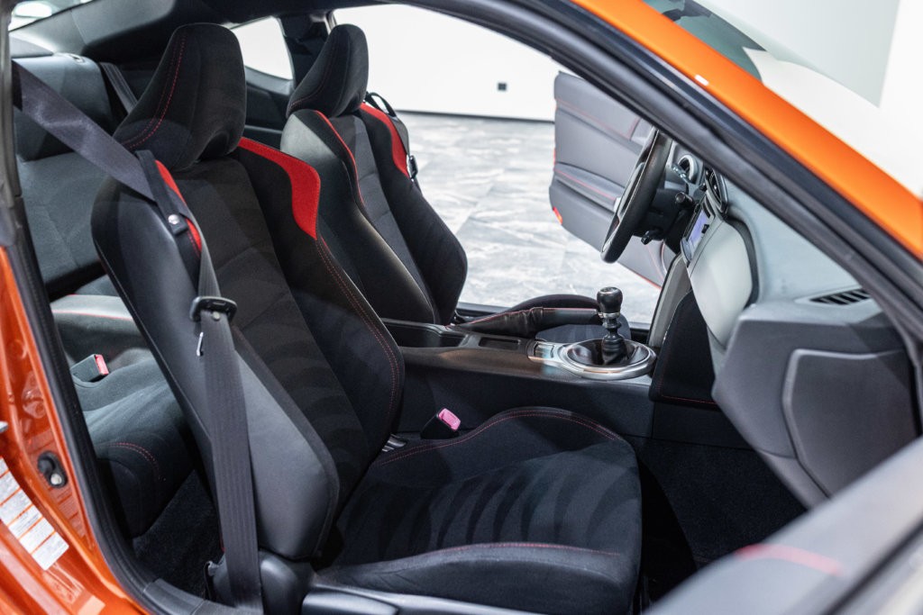GT86 Orange Interieur 18