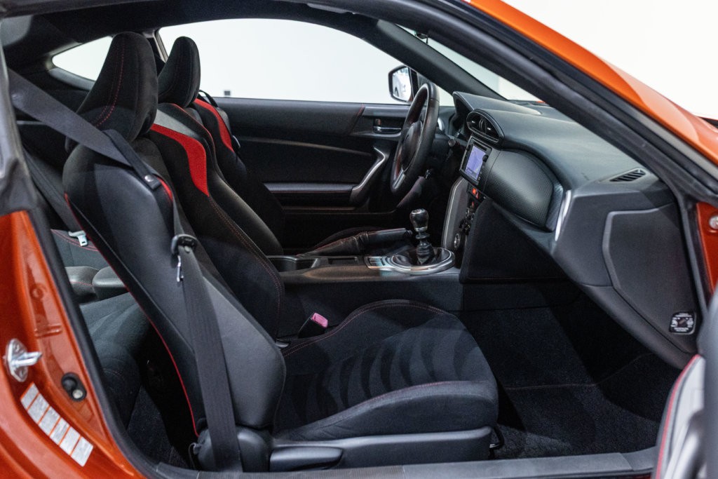 GT86 Orange Interieur 6