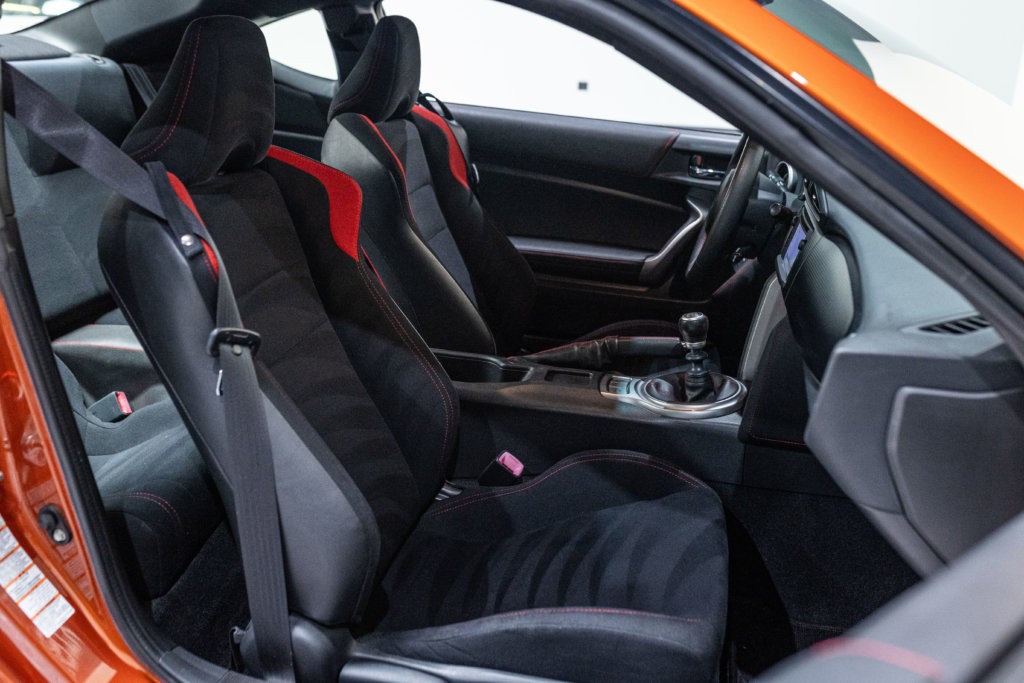 GT86 Orange Interieur 7
