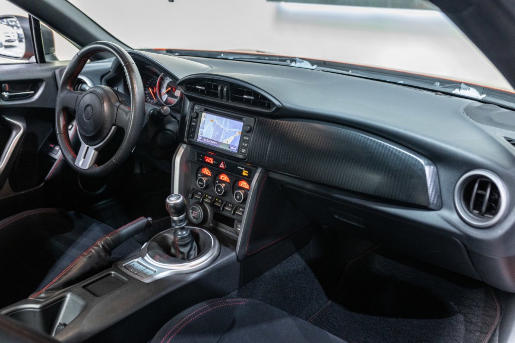 GT86 Orange Interieur 9