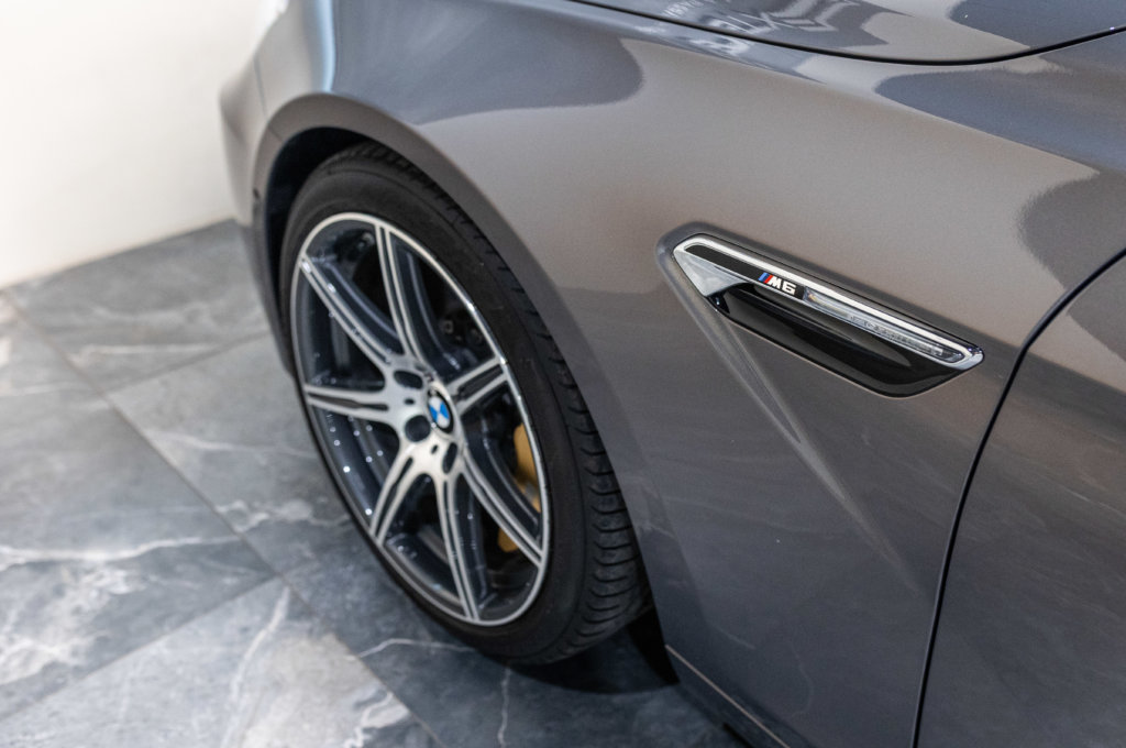 M6 Cabriolet Competition Interieur 14