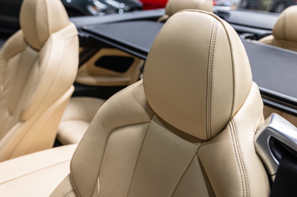 M6 Cabriolet Competition Interieur 18