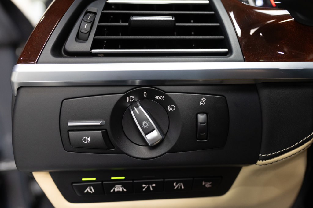 M6 Cabriolet Competition Interieur 26