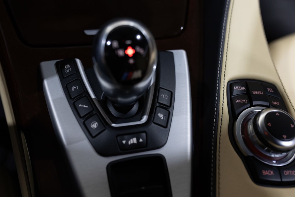M6 Cabriolet Competition Interieur 36