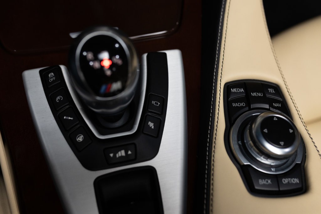 M6 Cabriolet Competition Interieur 39