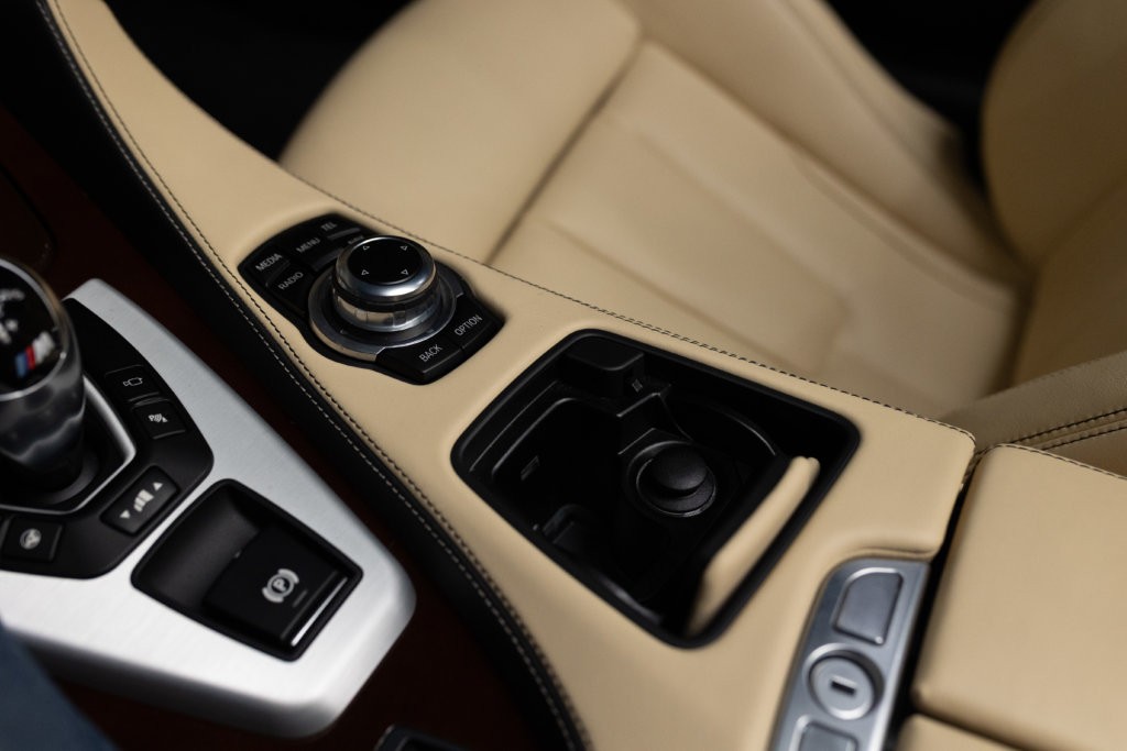 M6 Cabriolet Competition Interieur 53