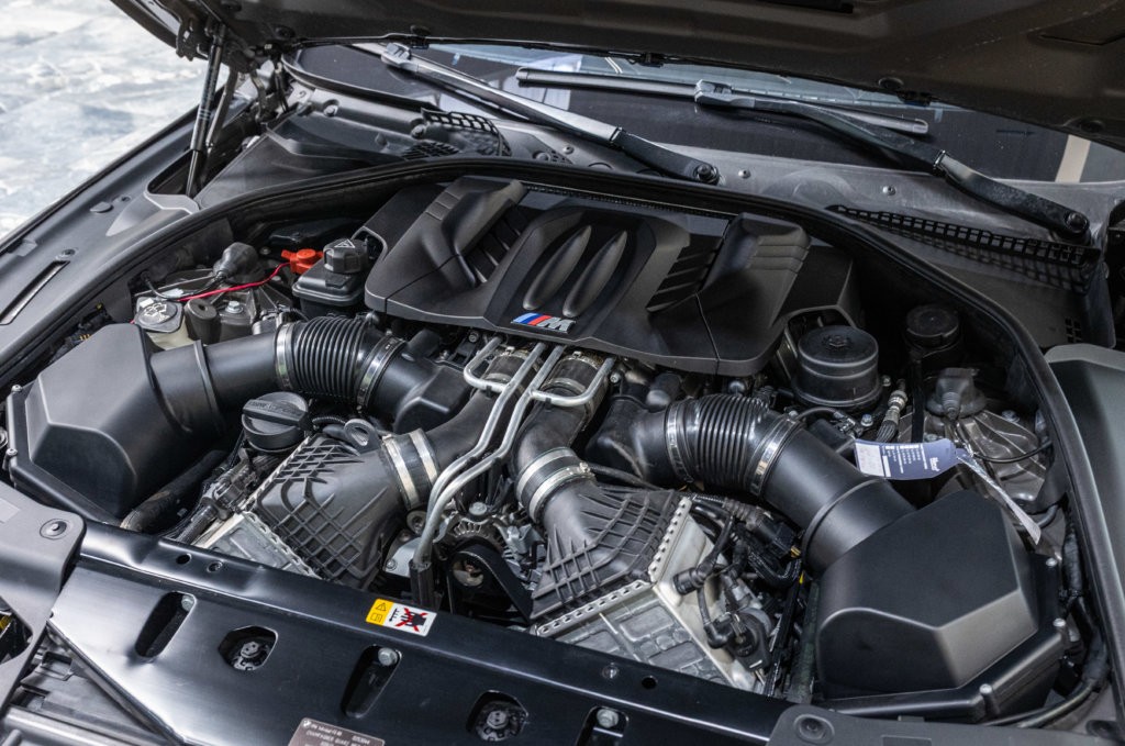 M6 Cabriolet Competition Moteur 3