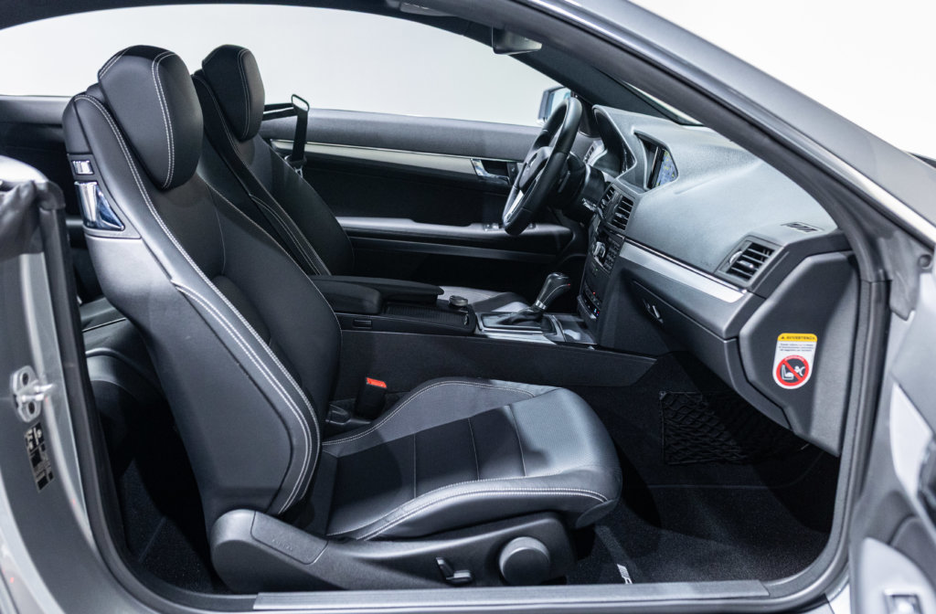 Mercedes E350 Grise Interieur 6