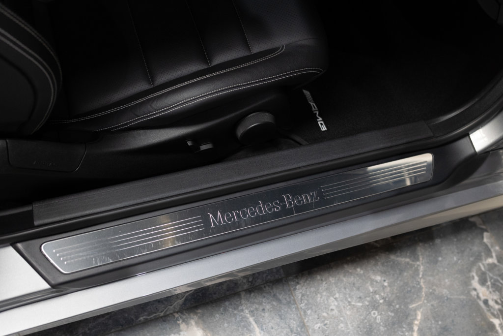 Mercedes E350 Grise Interieur 9