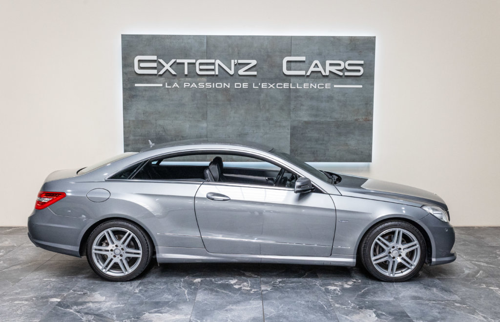 Mercedes E350 Grise lateral