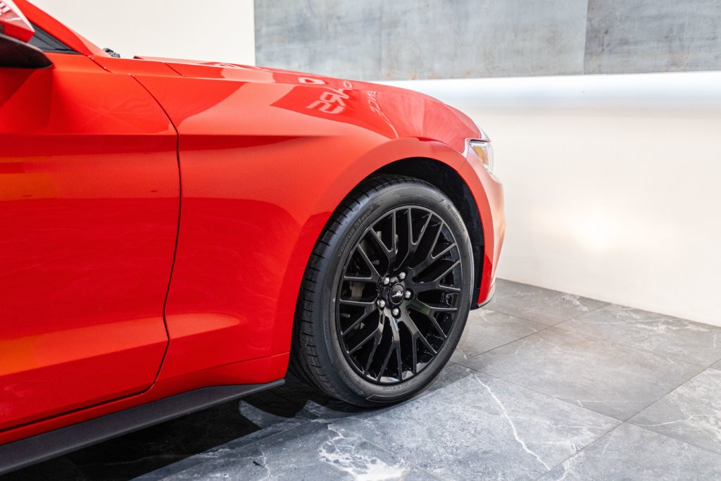 Mustang Rougre Cab Sync 2 Meca Interieur 11
