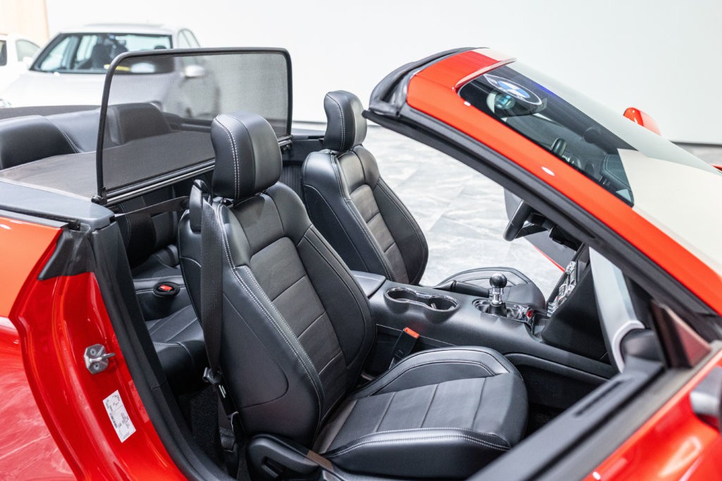 Mustang Rougre Cab Sync 2 Meca Interieur 19