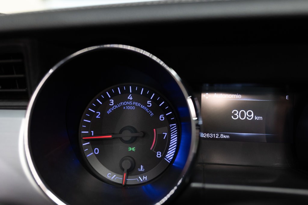 Mustang Rougre Cab Sync 2 Meca Interieur 24