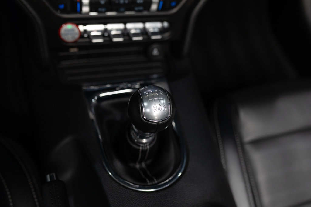 Mustang Rougre Cab Sync 2 Meca Interieur 33
