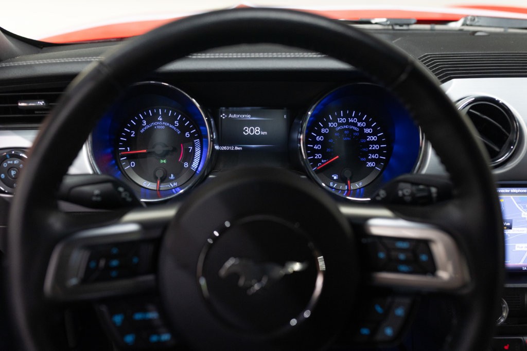 Mustang Rougre Cab Sync 2 Meca Interieur 38
