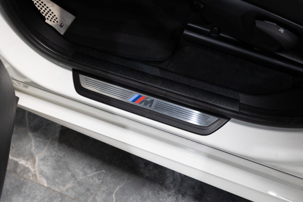 X4d Blanc Interieur 3