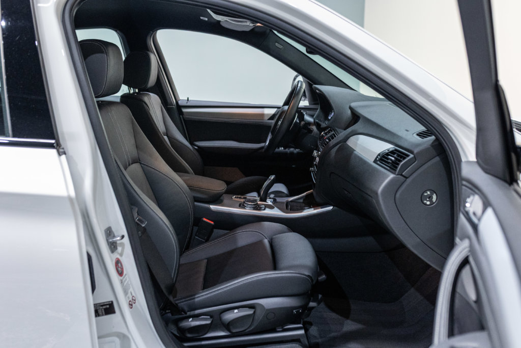 X4d Blanc Interieur 7