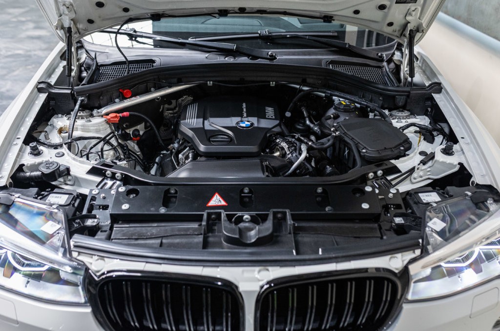 X4d Blanc Moteur 2
