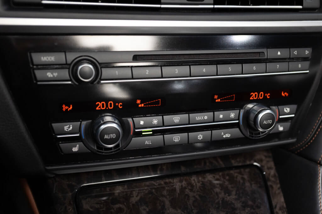 640i Cab Champagne Interieur 30