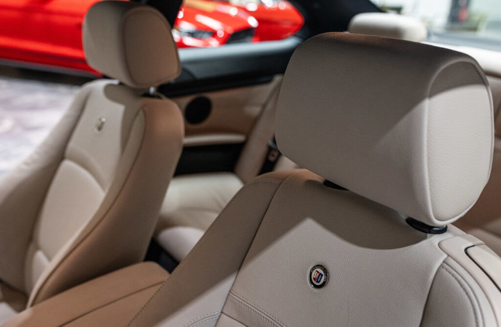 Alpina B3S Bi Turbo Bleu Interieur 17