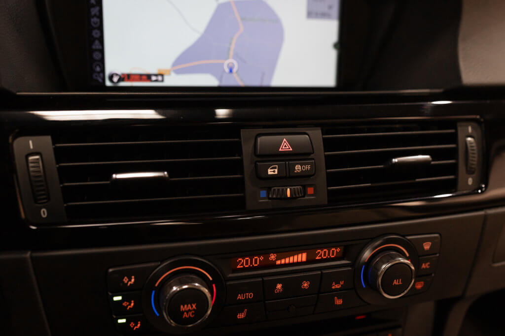 Alpina B3S Bi Turbo Bleu Interieur 31