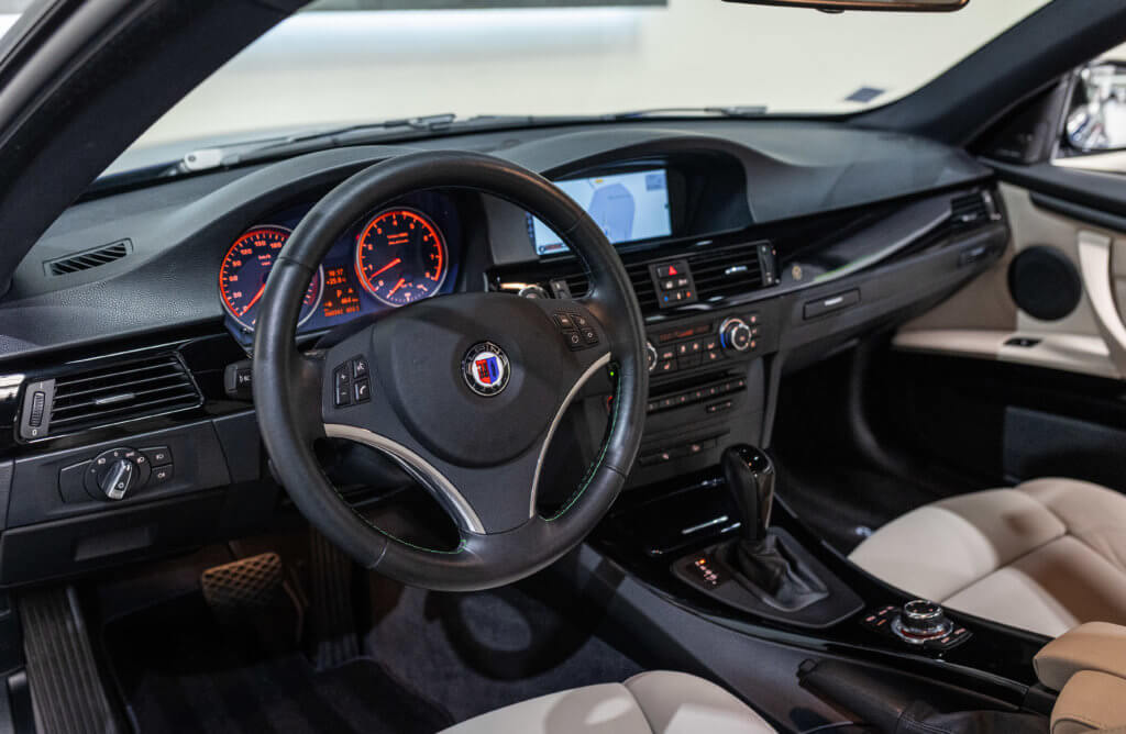 Alpina B3S Bi Turbo Bleu Interieur 6