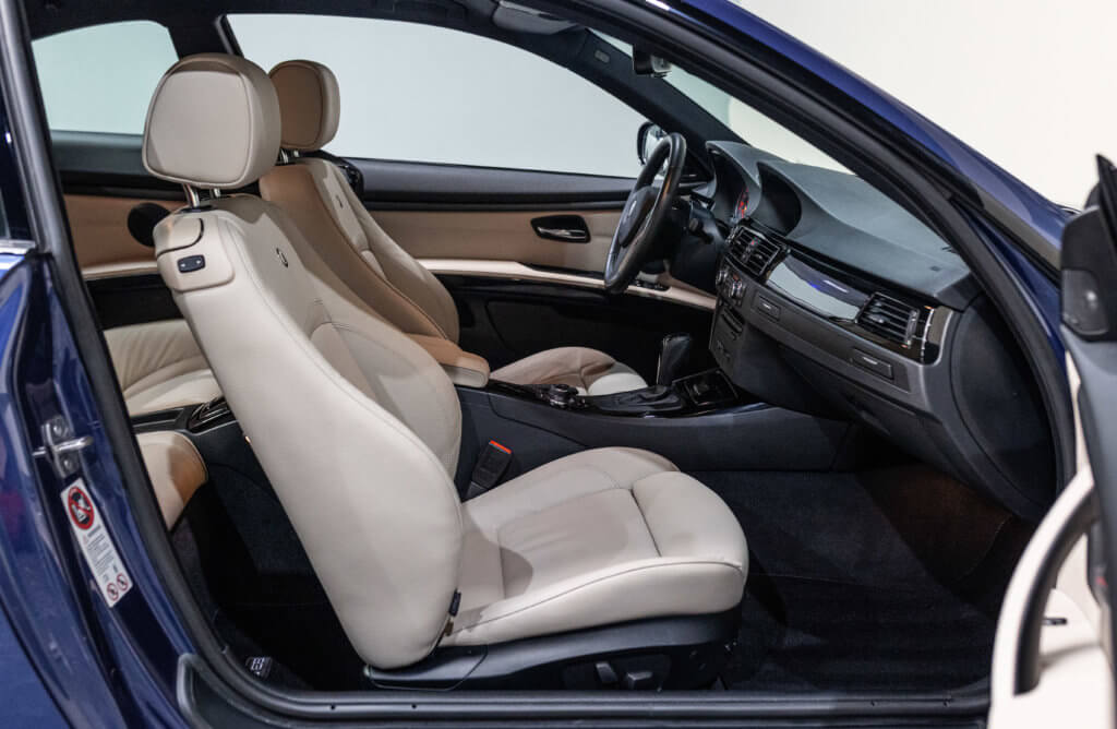 Alpina B3S Bi Turbo Bleu Interieur 8