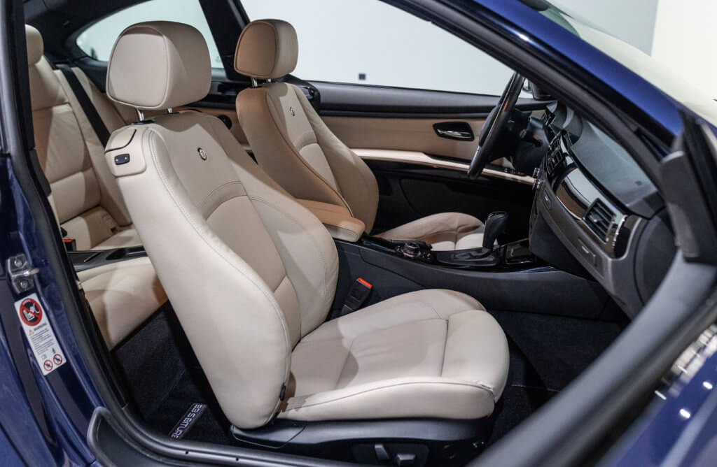Alpina B3S Bi Turbo Bleu Interieur 9