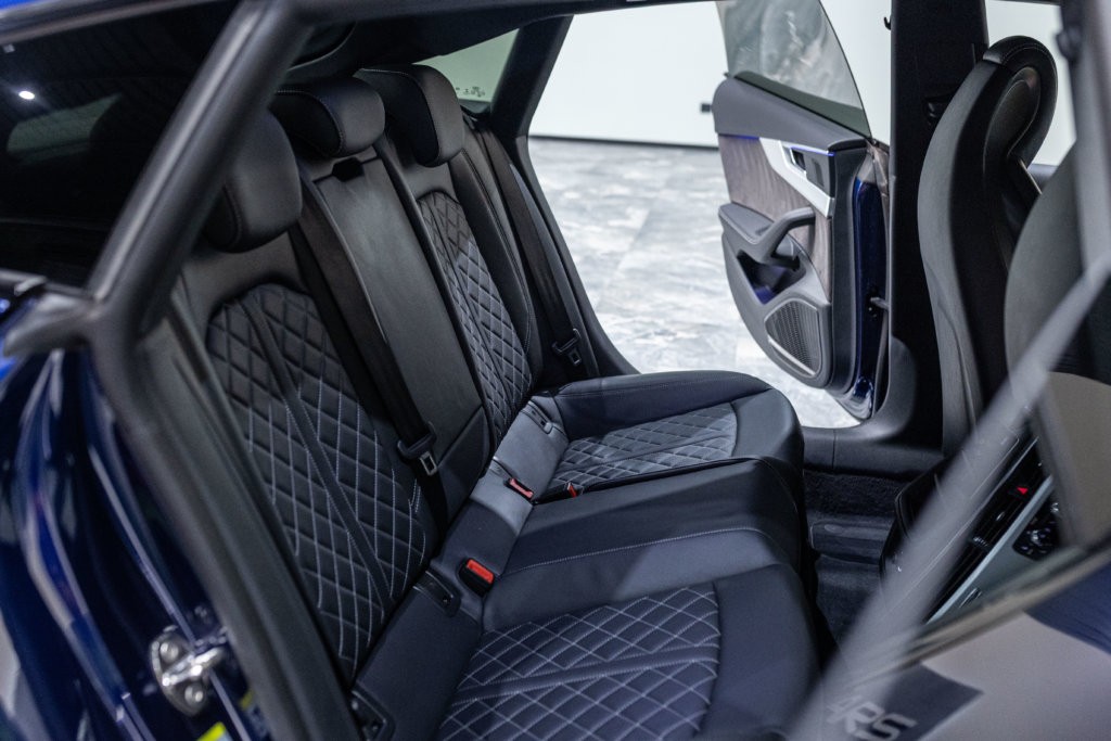 Audi S5 Berline Bleu Interieur 36
