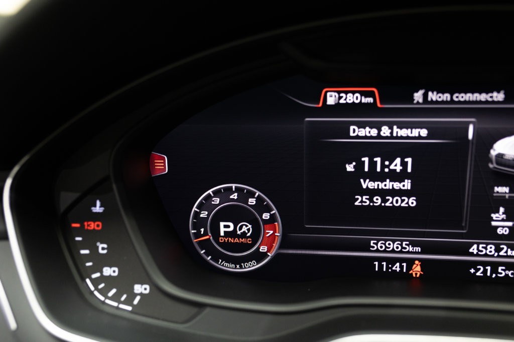 Audi S5 Berline Bleu Interieur 42