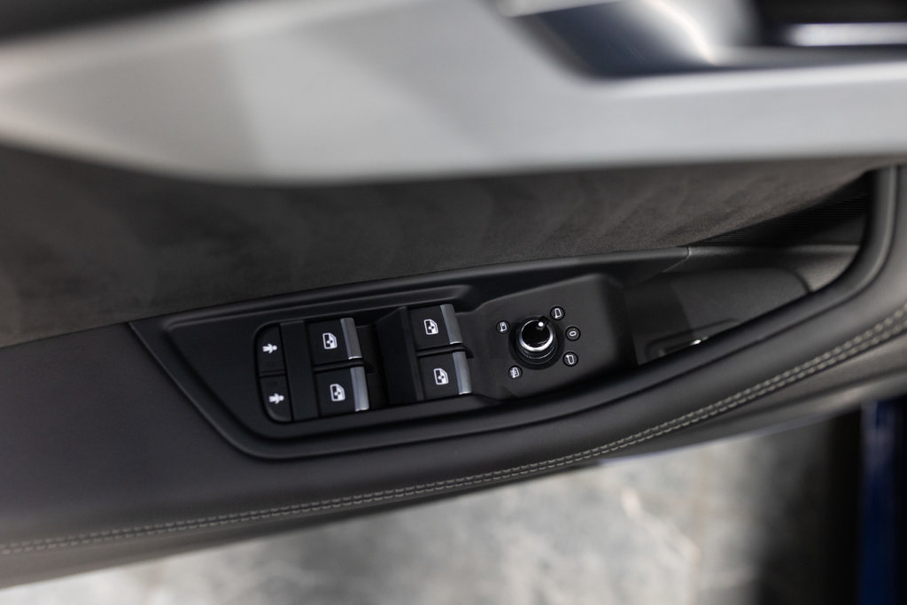 Audi S5 Berline Bleu Interieur 5