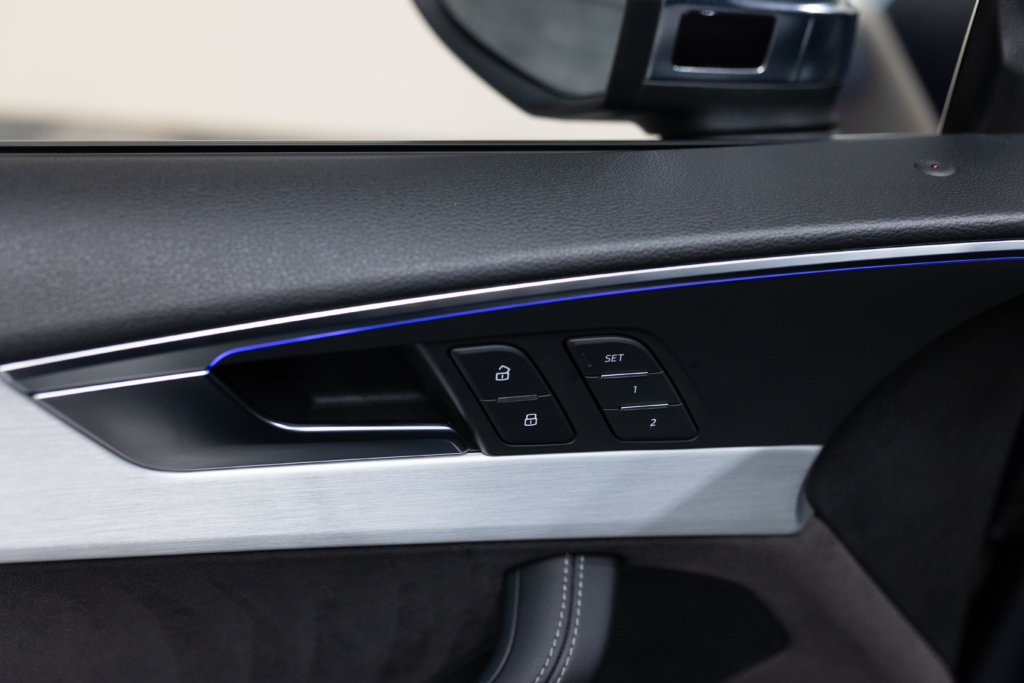 Audi S5 Berline Bleu Interieur 6