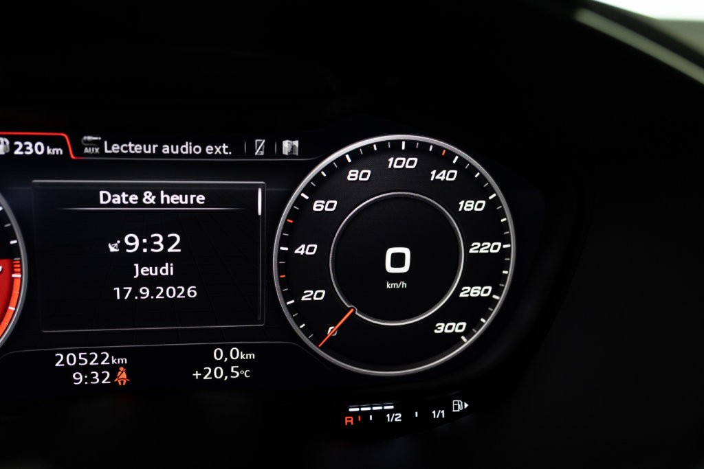 Audi TT Noir 20K Interieur 30