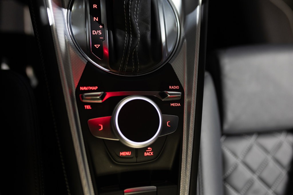 Audi TT Noir 20K Interieur 40