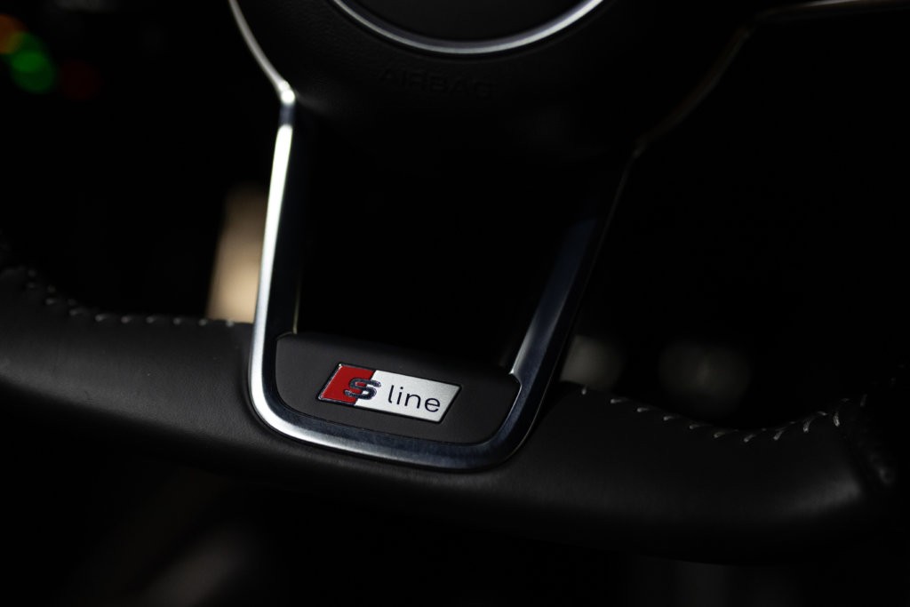Audi TT Noir 20K Interieur 46