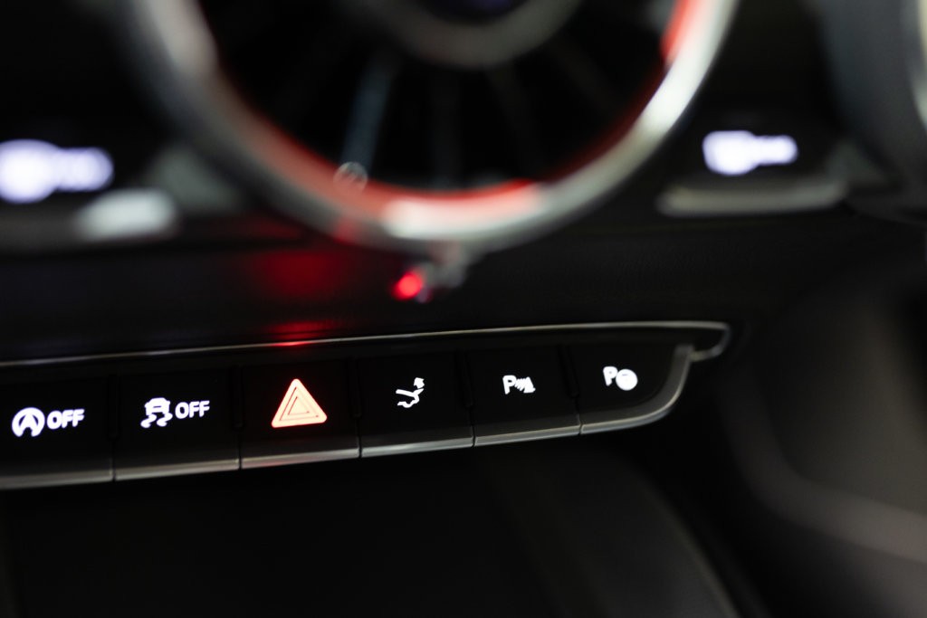 Audi TT Noir 20K Interieur 48
