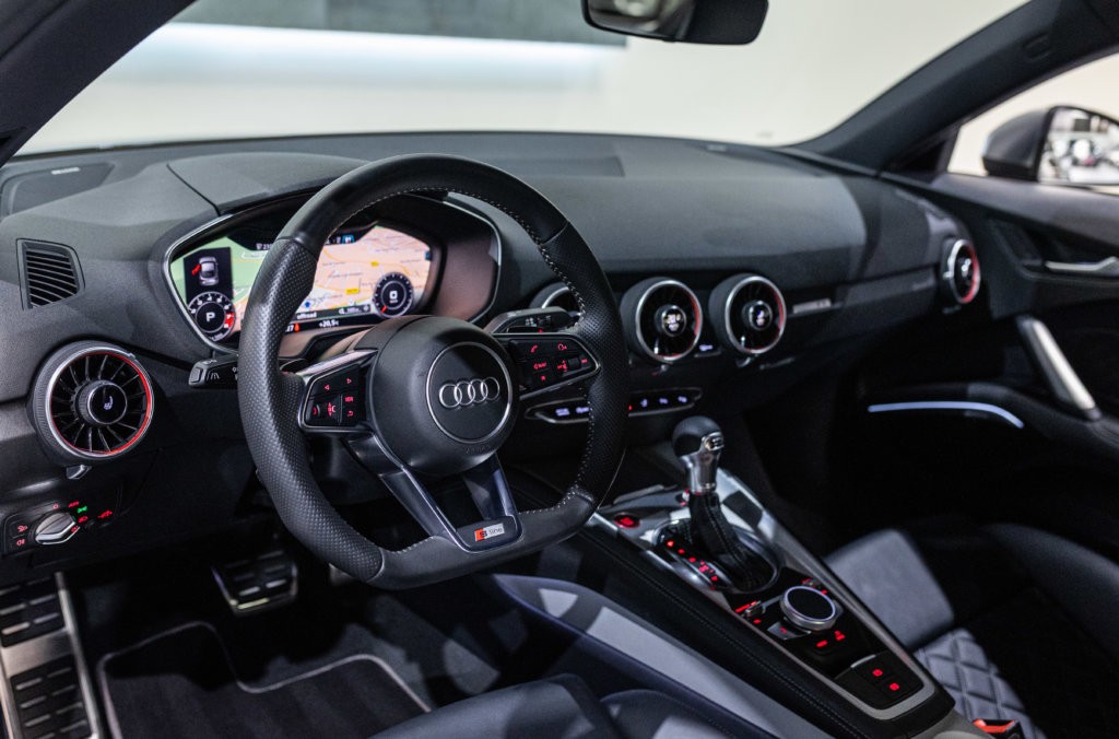 Audi TT Noir 20K Interieur 7