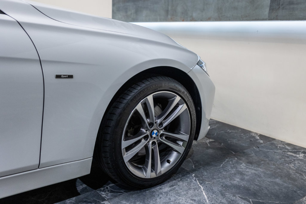 BMW 328i Touring Interieur 10