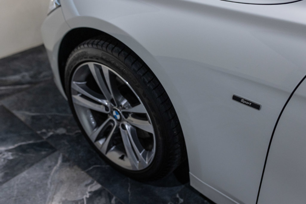 BMW 328i Touring Interieur 13