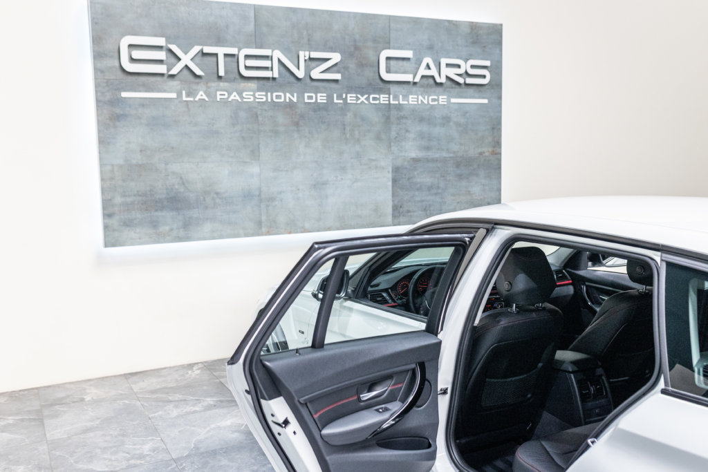 BMW 328i Touring Interieur 22
