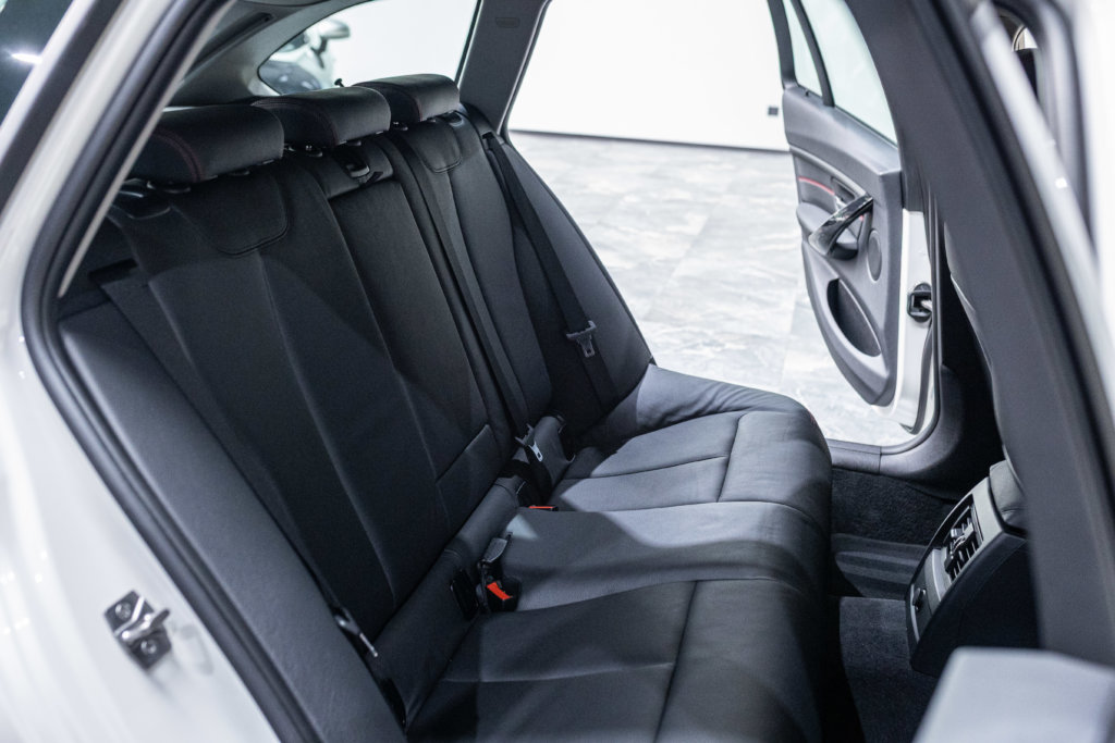 BMW 328i Touring Interieur 28