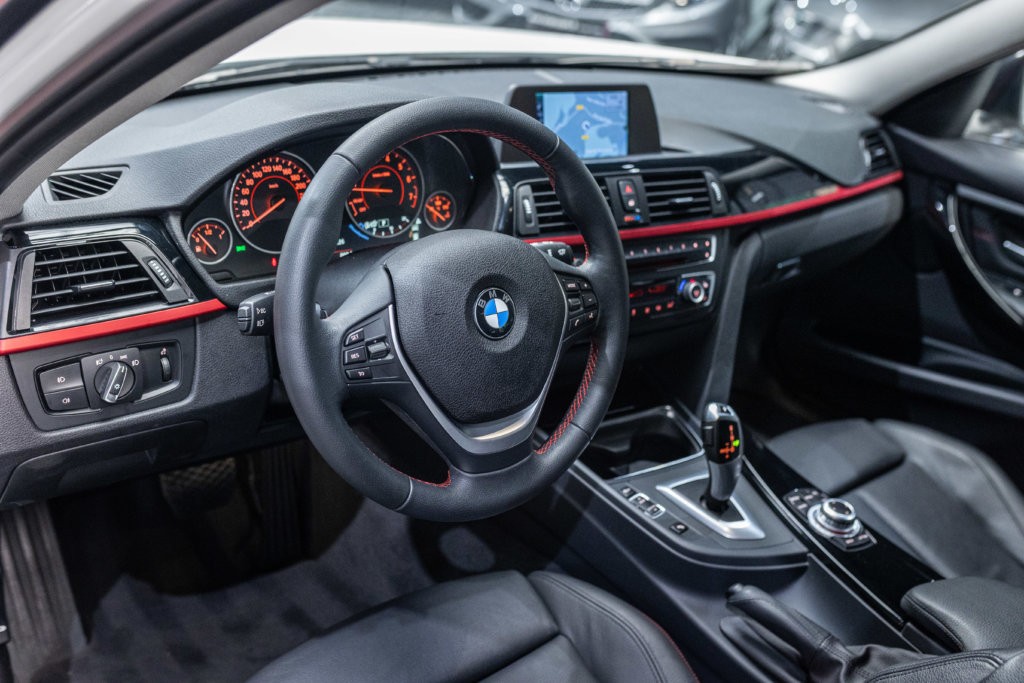 BMW 328i Touring Interieur 6