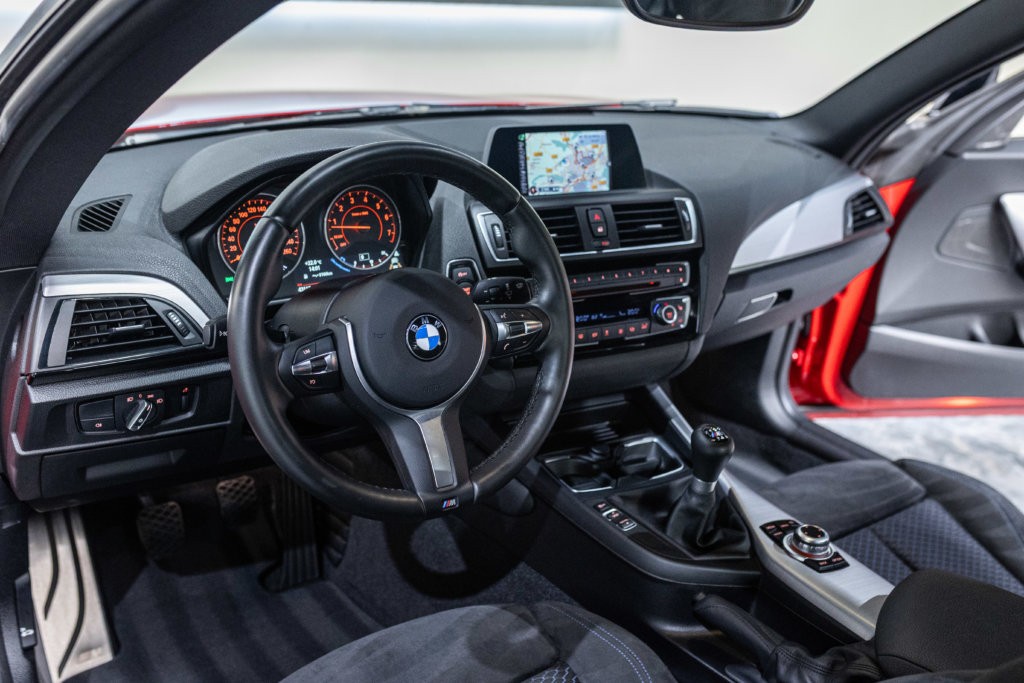 BMW M235i Interieur 16
